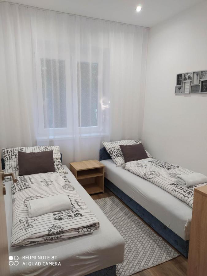 Evelyn Apartman Хайдусобосло Экстерьер фото