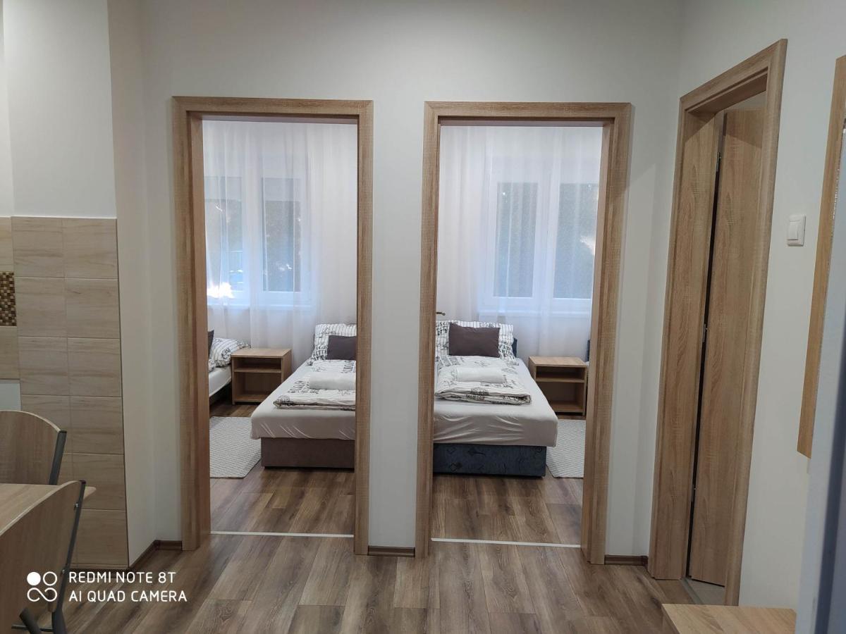 Evelyn Apartman Хайдусобосло Экстерьер фото